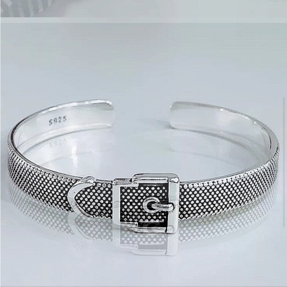 STERLING SILVER ADJUSTABLE BUCKLE BRACELET - Picture 1 of 3